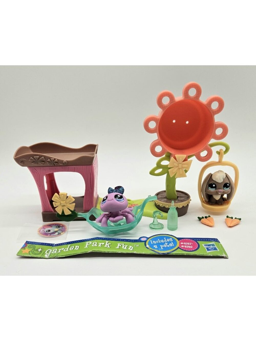 Littlest Pet Shop Authentic # 2127 2128 Glitter Spider & Bunny With Accessories